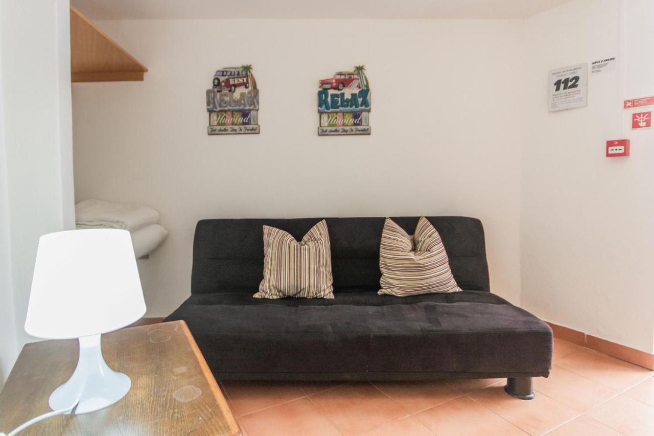 Estudios Lagido - Peniche Surf Camp Working Space & Surf เฟอร์เรล ภายนอก รูปภาพ